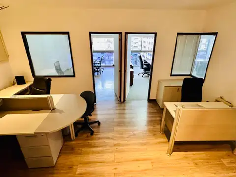 Oficina 5 ambientes con 2 baños
