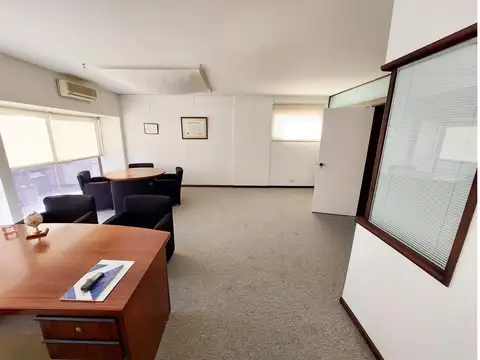 Oficina en Alquiler al Noreste