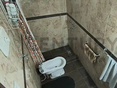 Eyzaguirre 300, Piso 0