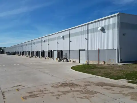 Av Juan Domingo Peron al 4000