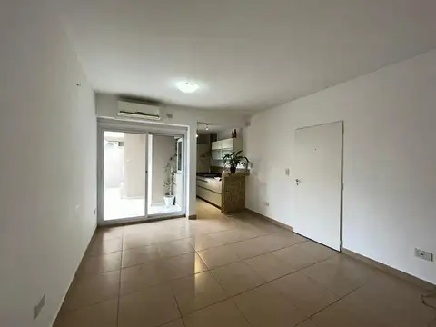 Depto Tipo Casa en Alquiler en Villa Urquiza, $ 950.000