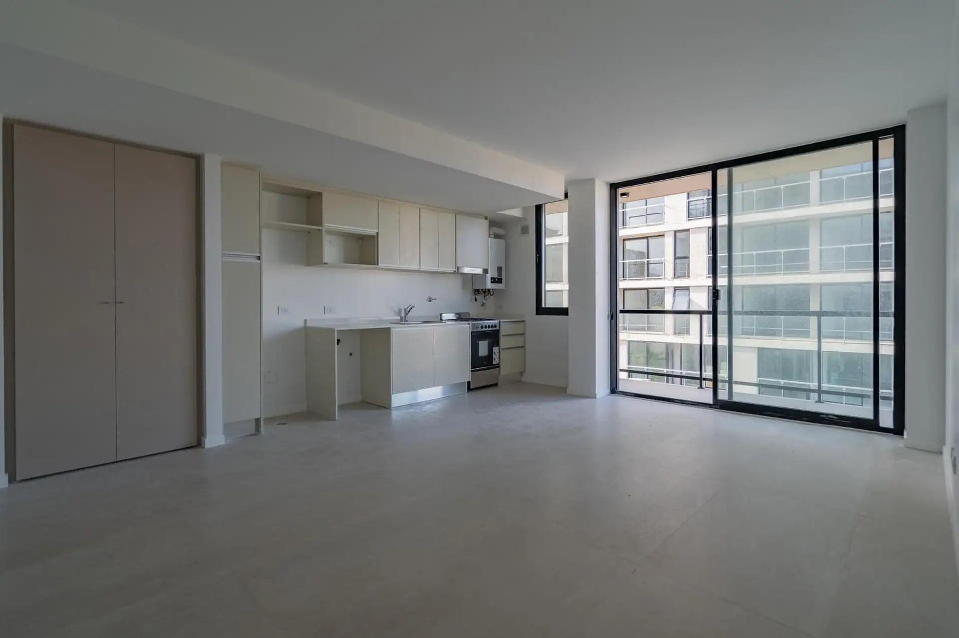 Departamento a estrenar en excelente edificio de zona Güemes Residencial