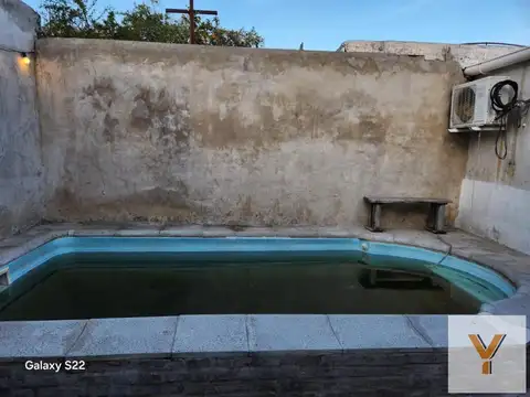 Casa 4 ambientes con 1 baño