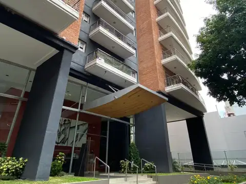 Excelente depto. 3 ambientes con 2 cocheras