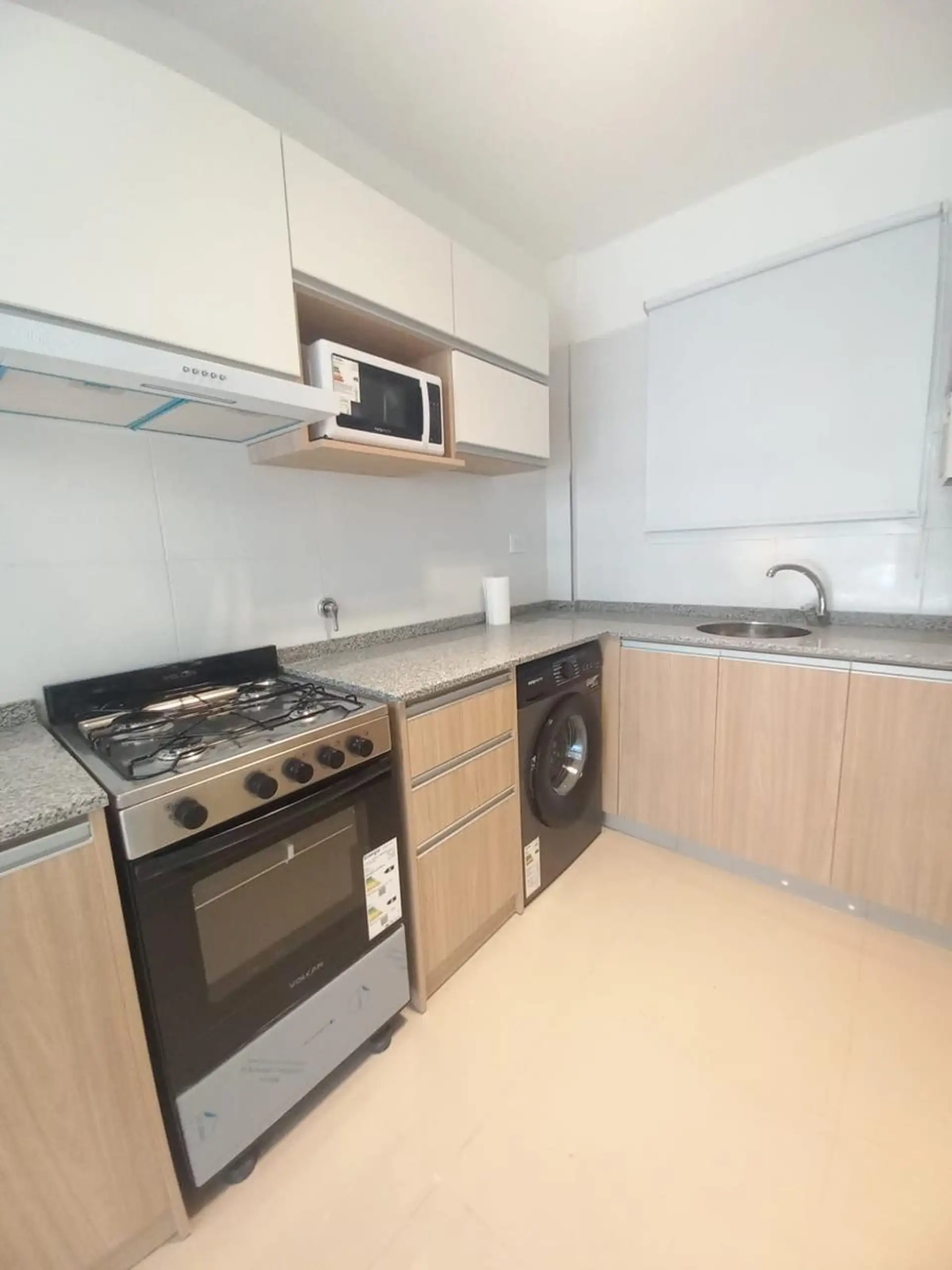 3 AMBIENTES CON BALCÓN