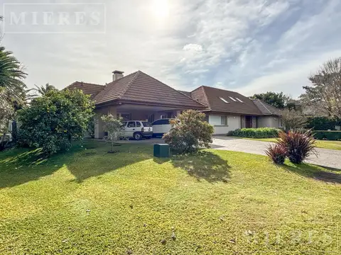Casa en Venta en Los Lagartos, USD 975.000