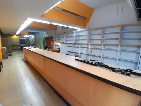 Local comercial en alquiler - Av. Corrientes -Villa Crespo