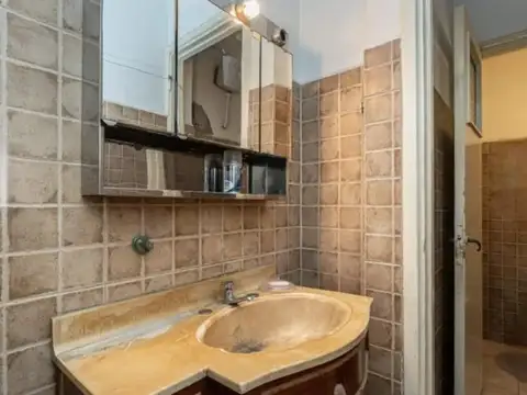 Local comercial en alquiler - Av. Corrientes -Villa Crespo