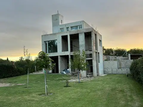 CASA EN VENTA EN CUCHI CORRAL - SAN LUIS