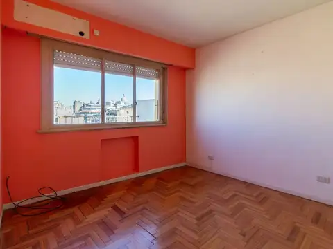 Venta departamento 2 ambientes Monserrat balcón