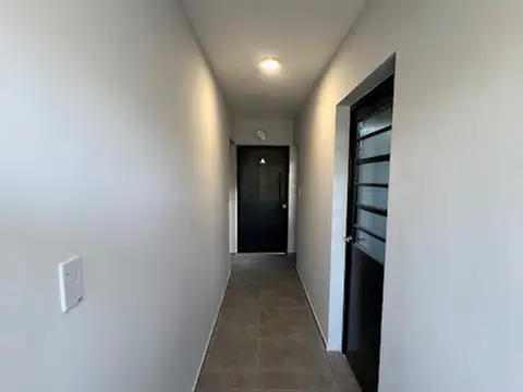 Depto Tipo Casa en Venta en Lanus Oeste, USD 55.000