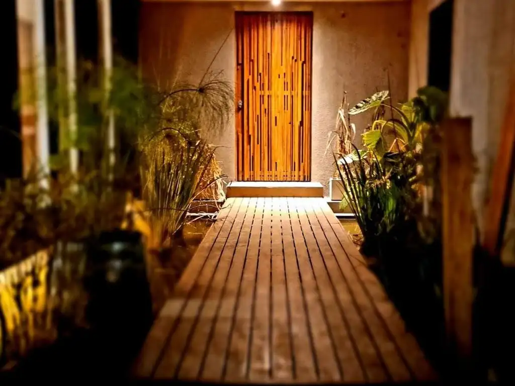 Barrio Muelles, Puertos Del Lago