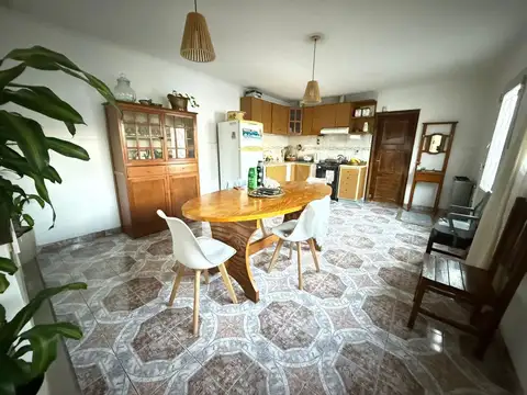 VENTA DE CASA 3 DORMI SAN NICOLAS DE LOS ARROYOS