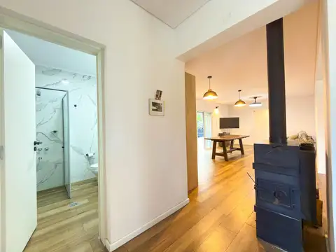 Casa en Venta con 1 cochera