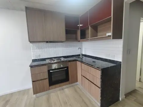 DEPARTAMENTO MONOAMBIENTE ALQUILER MARTIN CORONADO C/ COCHERA