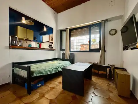 Depto Tipo Casa en Venta en Saavedra, USD 159.000