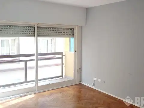 SUIPACHA Y AV. CORDOBA - TODO AL FRENTE TODO A NUEVO BALCON TODO SOL APTO PROFESIONAL