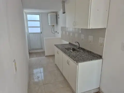 Casa en alquiler semi nueva en Villa Don Enrique