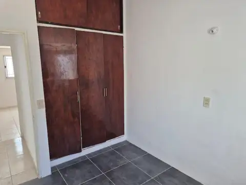 Casa en Alquiler con 1 cochera