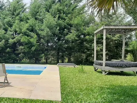 Quinta en Venta en San Nicolas De Los Arroyos, USD 140.000