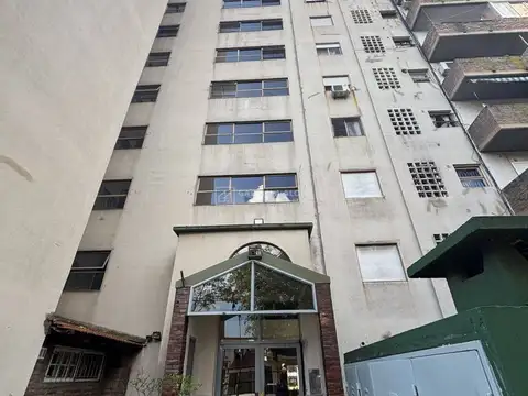 Pte. Perón 7900, Piso 1