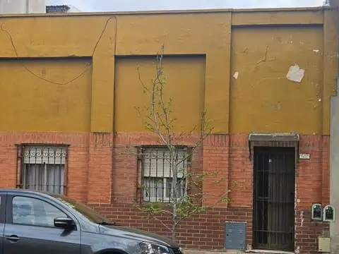 Venta Casa de 3 ambientes Barracas