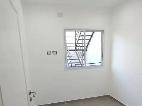 ALQUILER - DUPLEX NUEVO 3 AMB AL FRENTE! V. CENTENARIO