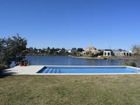 Divina casa en San Benito a la laguna - Countries/B.Cerrado (Tigre)