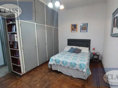 Depto Tipo Casa 5 ambientes con 2 baños