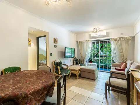 Venta departamento 2 ambientes muy luminoso con balcón