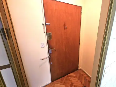 Oficina 2 ambientes con 1 baño