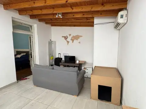 Depto Tipo Casa en Venta 50 años