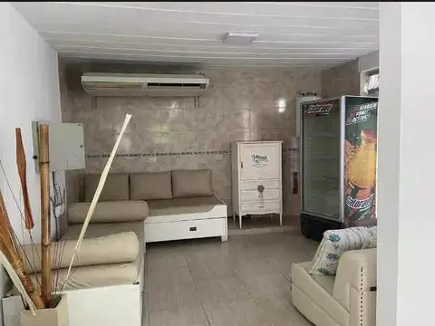 Casa en venta  - 2 Dormitorios 1 Baño - Cochera - 600Mts2 - Florencio Varela