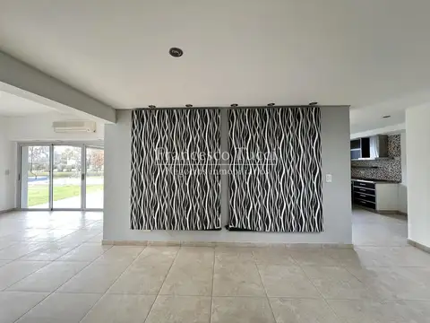 Casa en Alquiler al Norte