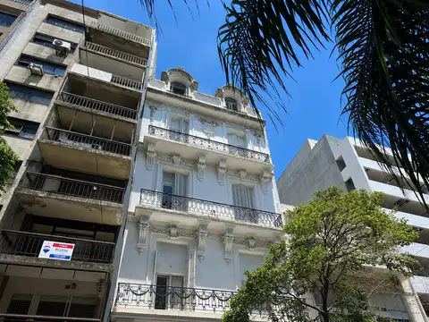 Excelente Piso,  departamento 127 m2 Lavalle 2028 CON RENTA