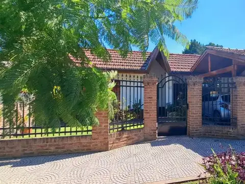 VENTA CASA FLORENCIO VARELA