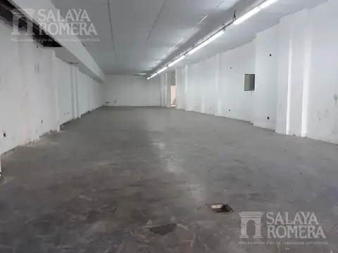 Local en Venta 25 años