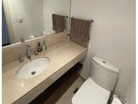 Departamento 5 ambientes con 6 baños