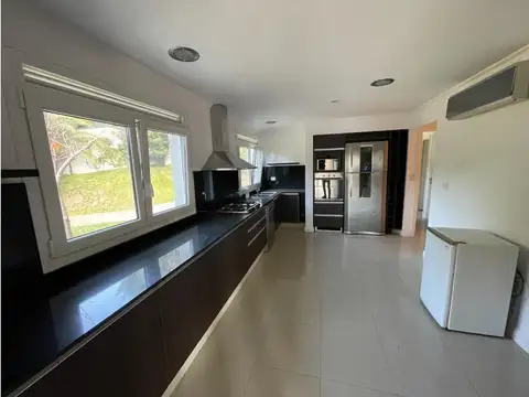 Departamento en Venta al Este