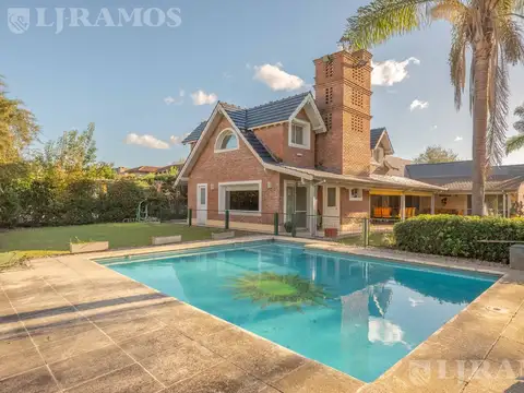 VENTA-Casa en Santa Maria De Los Olivos-Pilar