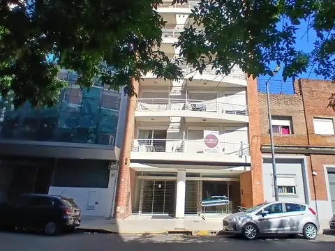 VENTA DEPARTAMENTO 2 AMBIENTES AL FRENTE BALCON EN ALMAGRO