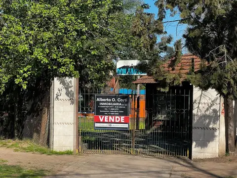 CASA QUINTA Y LOTE