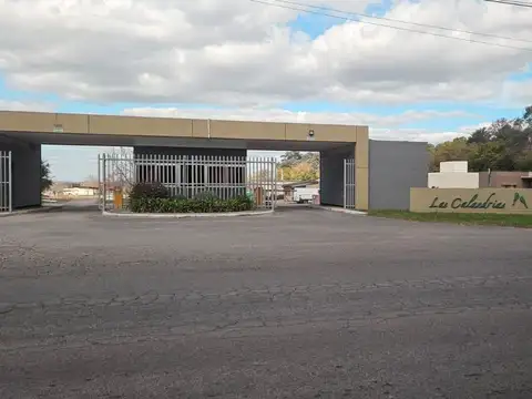 Venta de lote interno en Barrio Las Calandrias, Campana