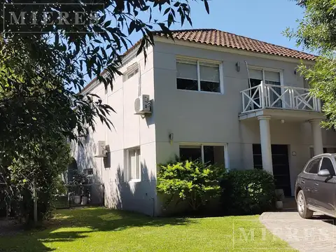 Casa en Venta de 4 dormitorios