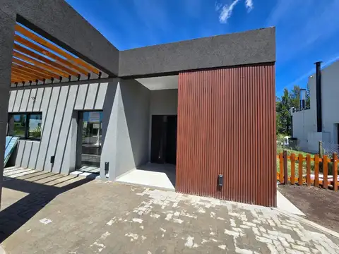 Venta Casa 5 ambt. Bo. Lagos de San Eliseo