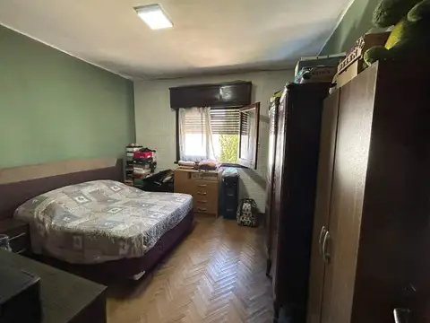 Casa 7 ambientes con 3 baños