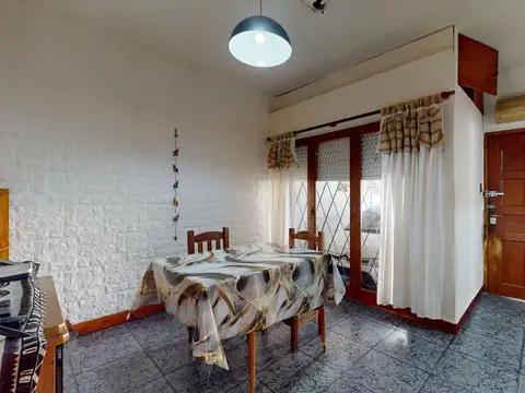 Depto Tipo Casa 4 ambientes con 1 baño
