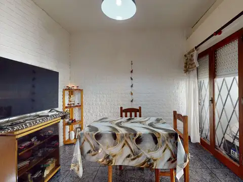 Depto Tipo Casa en Venta de 4 ambientes