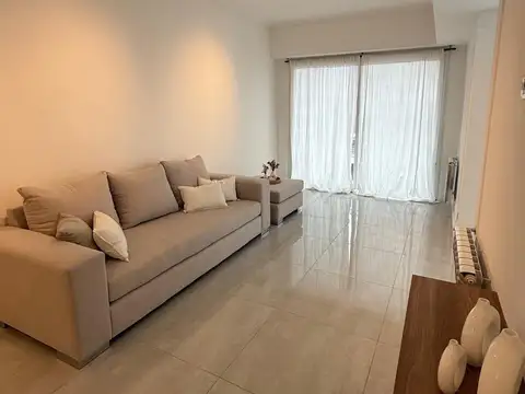 Venta Departamento 3 ambientes al frente con vista panorámica.Zona Centro