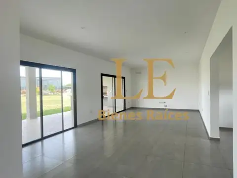 Casa en Alquiler A Estrenar